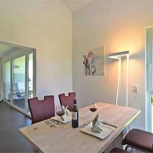  Apartment Near The Forest
